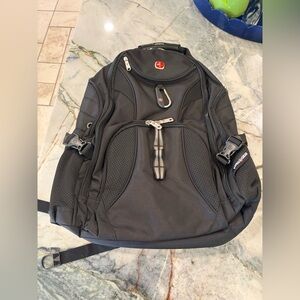 SwissGear Black Men's Laptop Backpack with Multiple Compartments